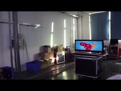 タクシーの上の導かれた表示